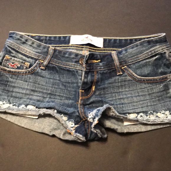 Hollister Pants - Hollister shorts size 0 or 24 waist